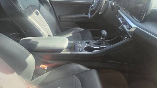 2023 Kia K5
