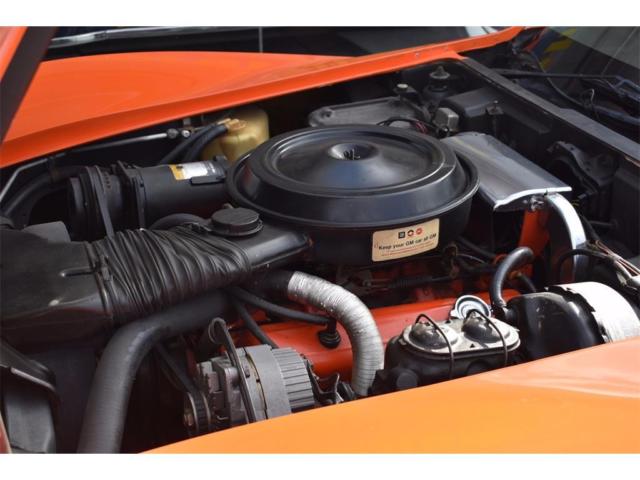 1976 chevrolet corvette, #'s match, automatic, a/c, great colors!!