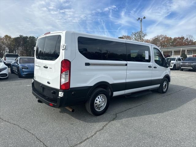 2022 ford transit-350 xlt