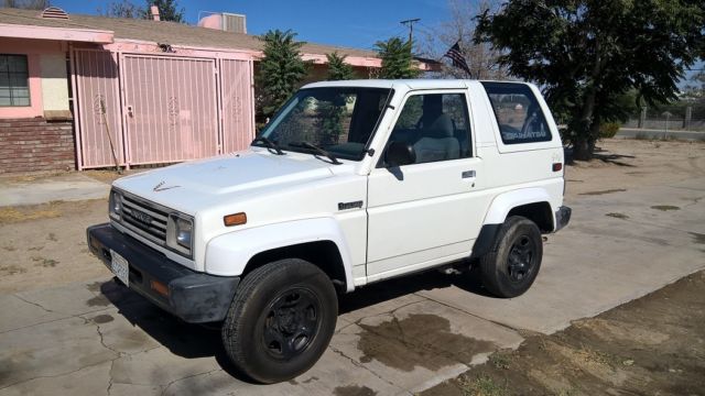 1992 daihatsu rocky se, 4x4, 5 speed, ca cruiser, rare, clean, nice lil suv