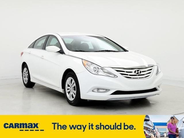 2013 hyundai sonata gls