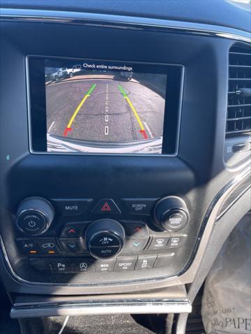 2019 jeep grand cherokee laredo