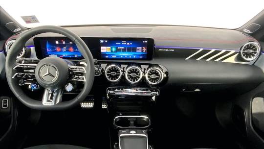 2025 Mercedes-Benz CLA