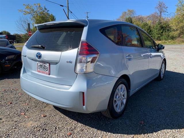 2015 toyota prius v five