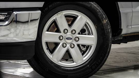 2023 ford f-150 xlt supercrew 5.5' box 2wd