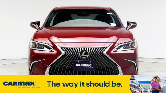 2019 Lexus ES
