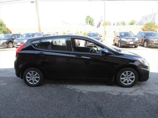 2014 hyundai accent in secaucus, new jersey