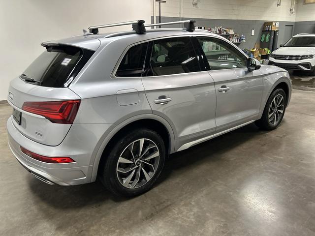 2022 audi q5 45 s line premium