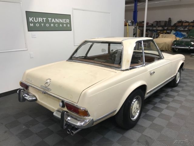 1967 mercedes 250sl roadster. ca coupe model. very straight car for restoration