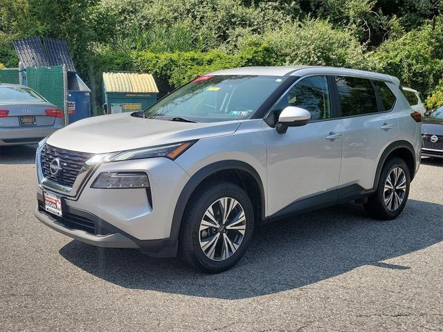 2022 nissan rogue sv