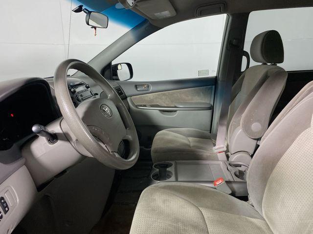 2008 toyota sienna ce