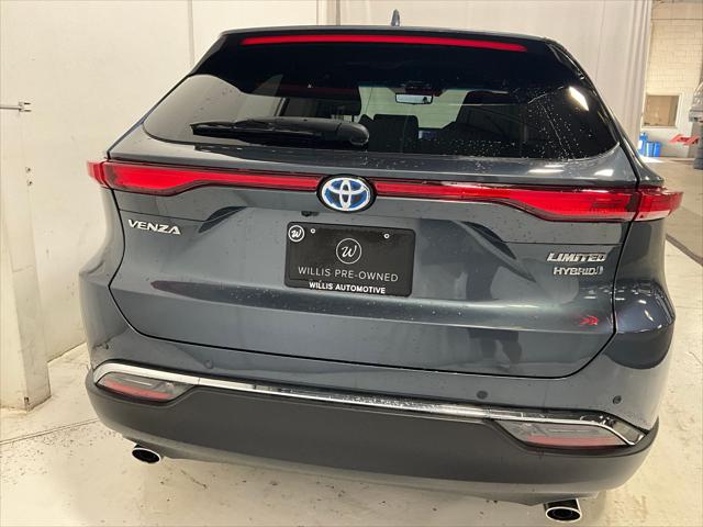 2022 toyota venza limited