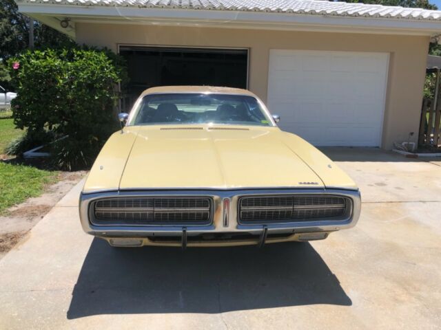 1972 dodge charger 318 v8 all original barn find car