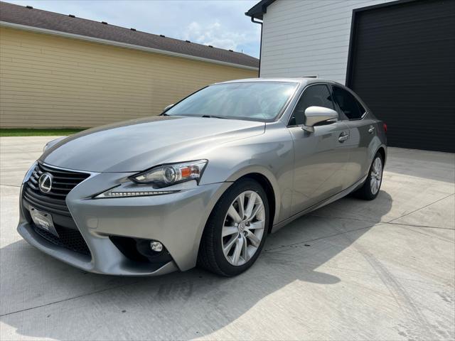 2015 lexus is 250 crafted line