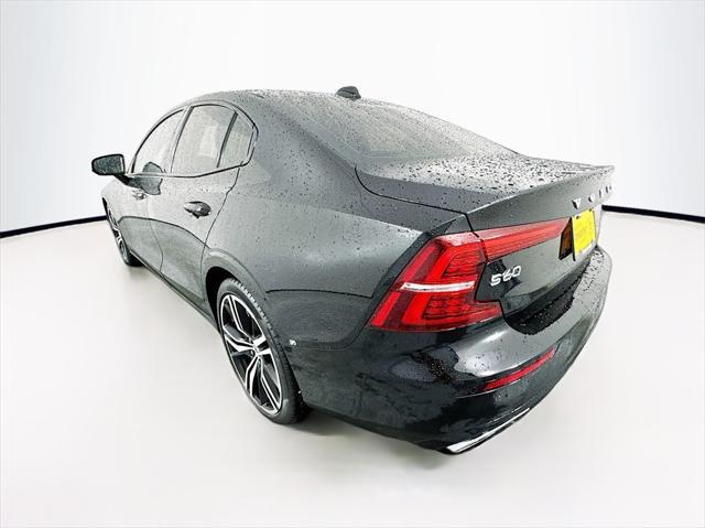 2020 volvo s60 t6 r-design