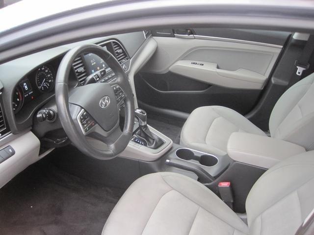 used 2017 hyundai elantra sedan cincinnati, oh 45209 for sale in cincinnati, ohio