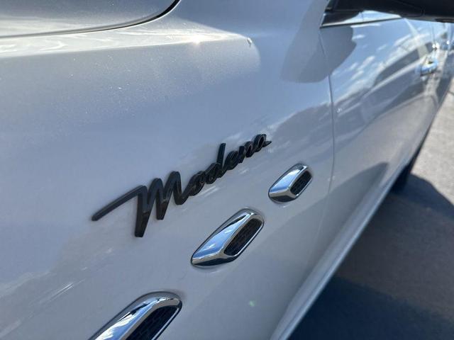 2023 maserati levante modena
