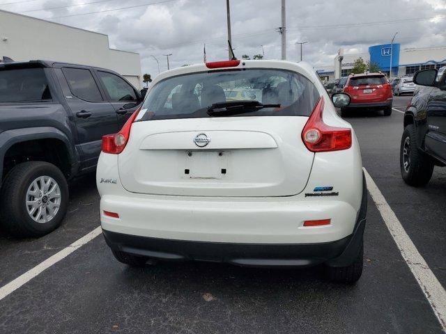 2014 nissan juke s
