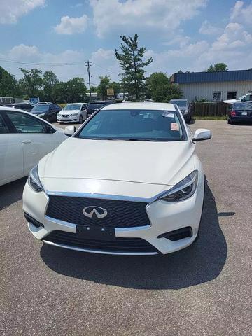 2017 infiniti qx30 sport utility 4d
