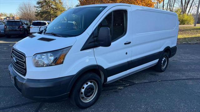 2017 ford transit-150 base