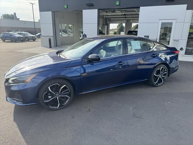 2023 nissan altima sr fwd