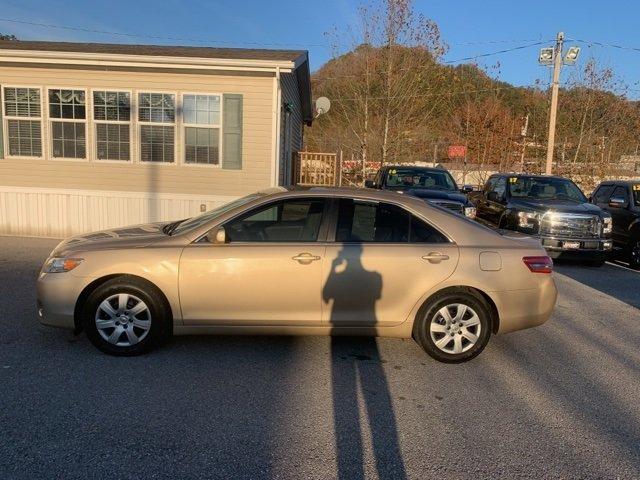 used 2010 toyota camry le hazard, ky 41701 for sale in browns fork, kentucky