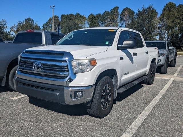 2017 toyota tundra sr5