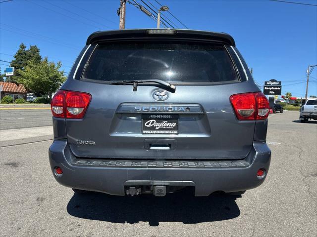 2010 toyota sequoia sr5