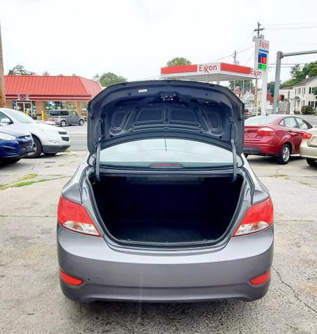 2016 hyundai accent se