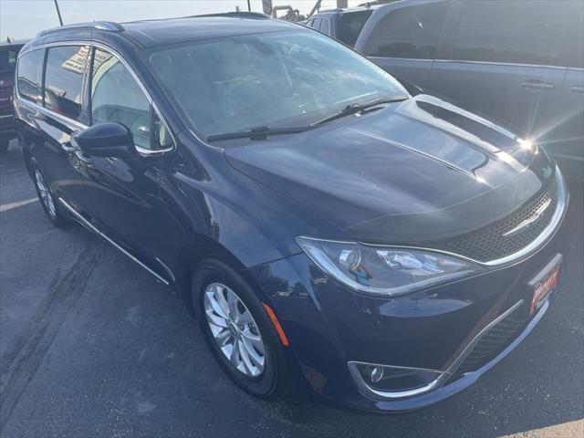 2019 chrysler pacifica touring l