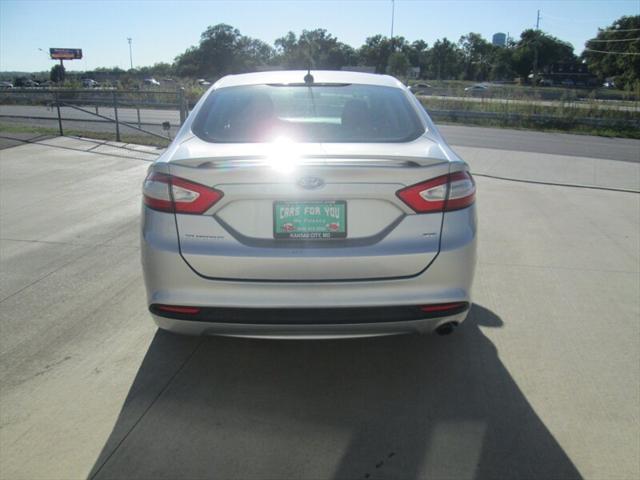 2014 ford fusion se
