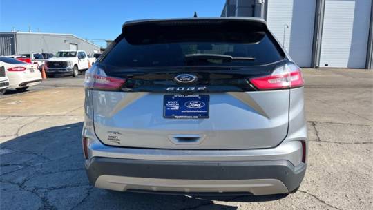 2021 Ford Edge