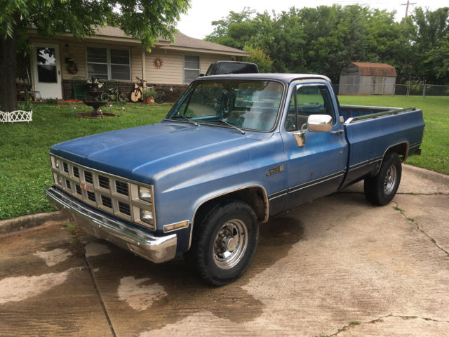 1982 gmc sierra 2500 classic pickup truck