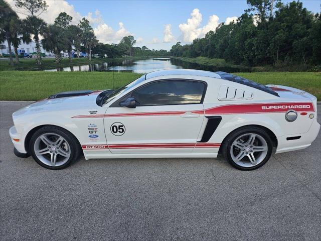 2005 ford mustang gt premium