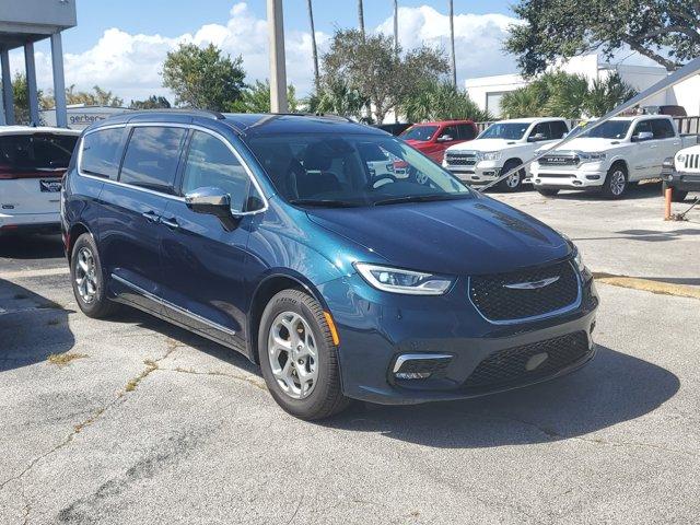 2023 chrysler pacifica limited