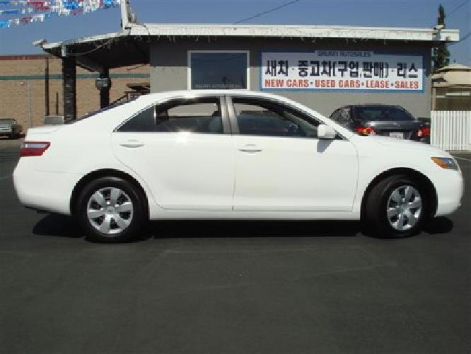 ? 2007 toyota camry le sedan (like new in garden grove, ca