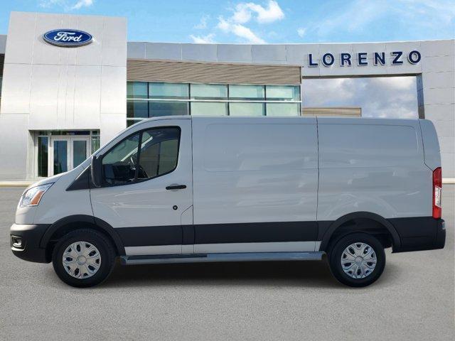 2022 ford transit-250