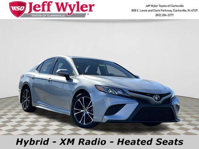 2020 toyota camry se