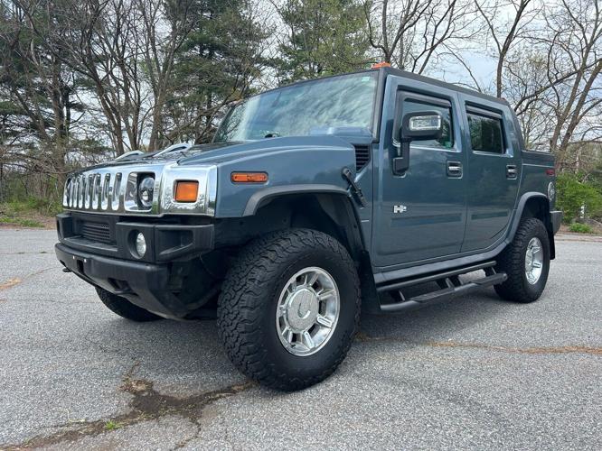 2007 hummer h2 in westford, massachusetts