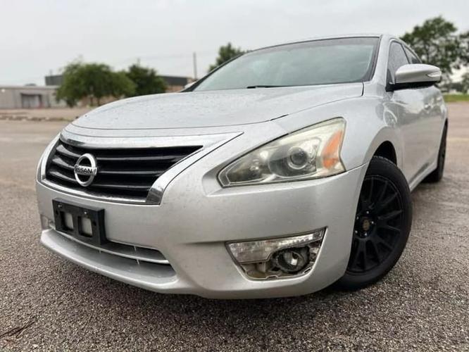 2014 nissan altima 2.5 4dr sedan in houston, texas