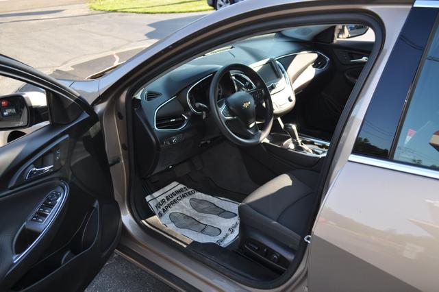 2018 chevrolet malibu lt