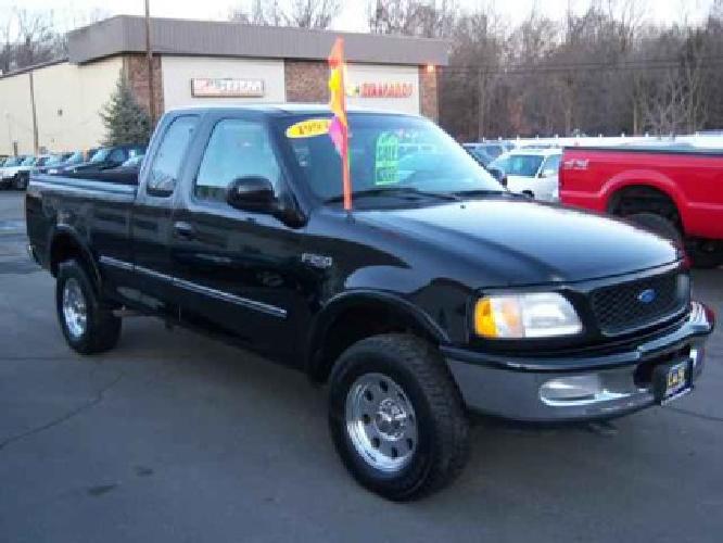 1997 ford f-250 supercab 139 black, 106,300 mi, driver air bag in harrison, ny