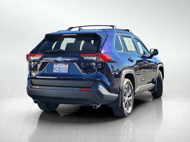 2022 toyota rav4 hybrid xle premium