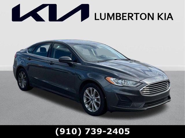 2020 ford fusion se