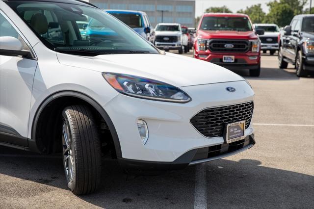 2022 ford escape sel