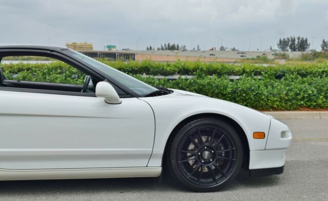 original paint - only 36k miles - rare gp white - 5 speed- recently serviced