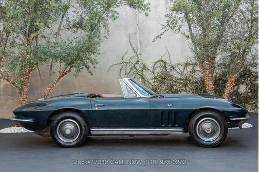 1965 chevrolet corvette