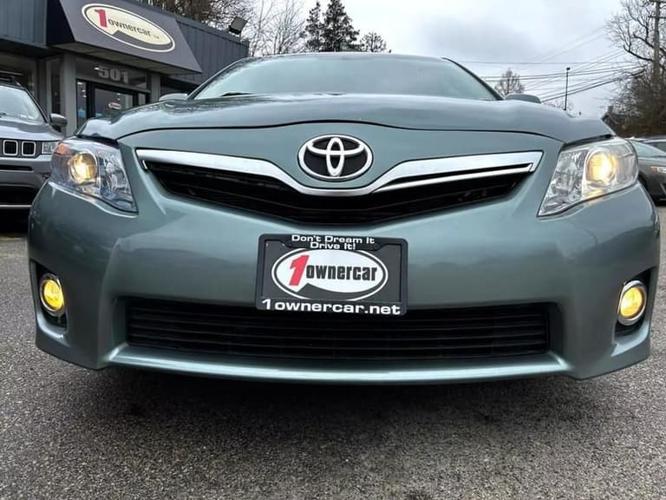 2011 toyota camry hybrid sedan 4d in aldan, pennsylvania