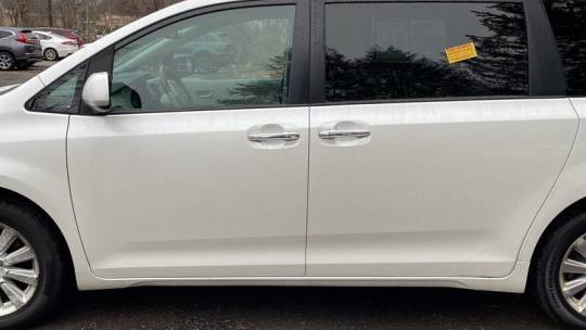 2011 Toyota Sienna