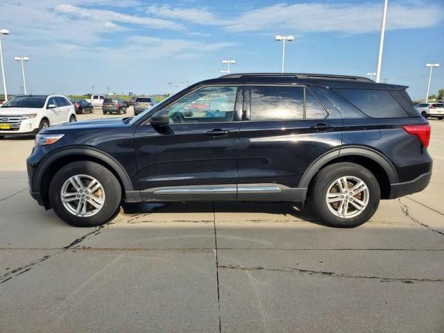 2021 ford explorer xlt